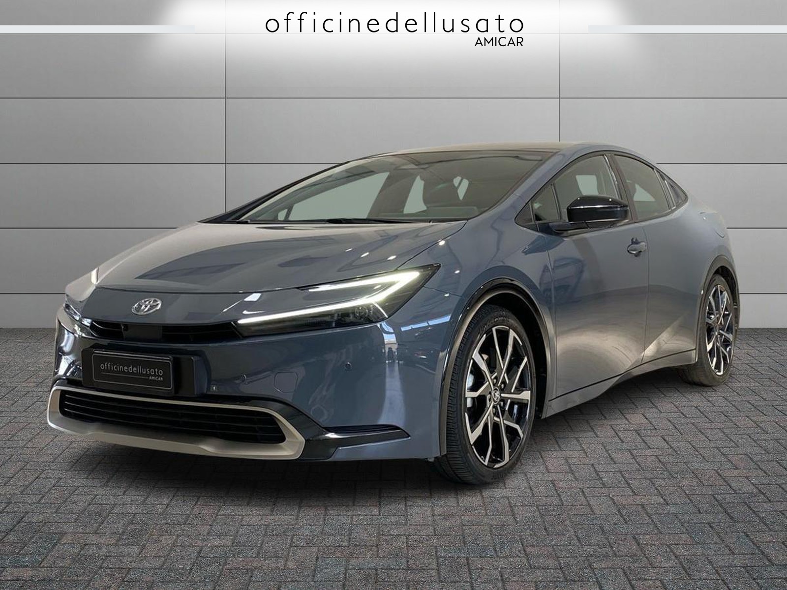 Prius 2.0 plug-in hybrid lounge plus e-cvt