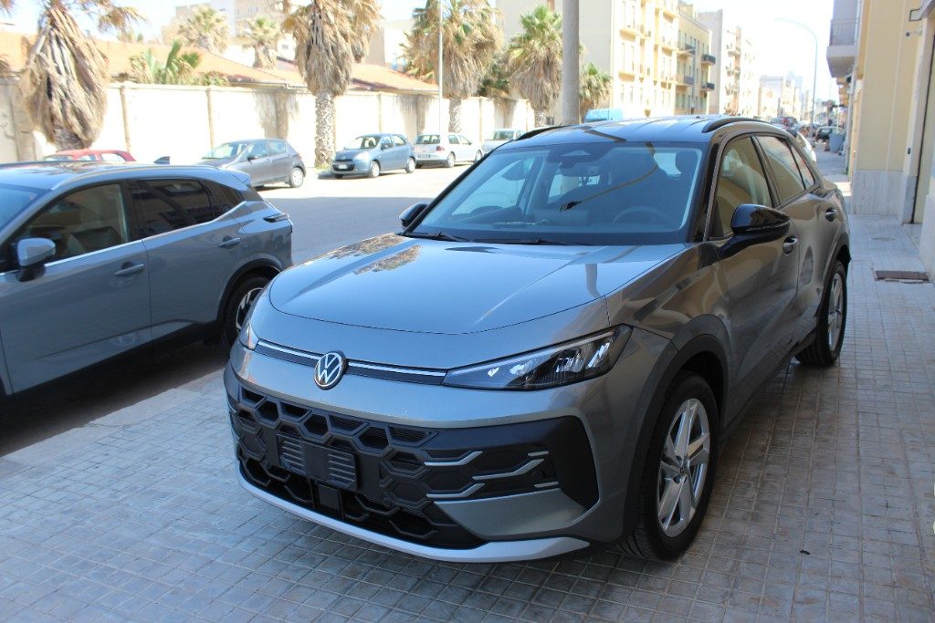 VOLKSWAGEN T-Roc 1.5 eTSI ACT DSG Life-KM0